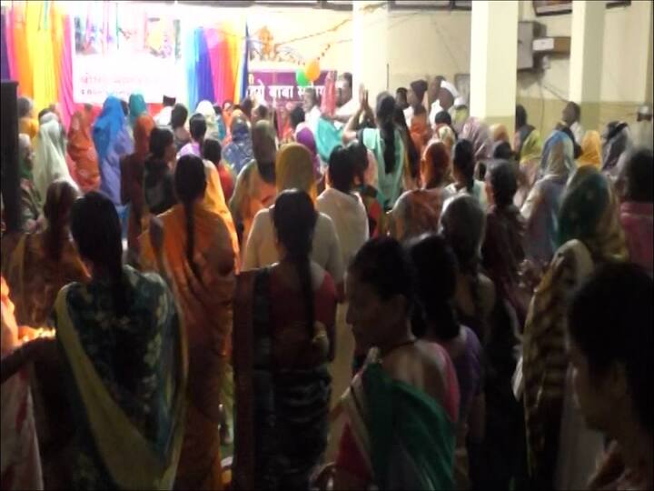 त्यासोबतच, माता रुख्मिणीचे माहेरघर असलेल्या अमरावतीच्या श्री क्षेत्र कौडण्यपूर येथे हजारो भाविकांची मांदियाळी सध्या पाहायला मिळत आहे.