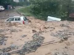 चमोली में भारी बारिश ने मचाई तबाही, बद्रीनाथ राष्ट्रीय राजमार्ग पर आया मलबा, एक शख्स लापता