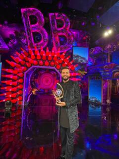 Bigg Boss OTT 2 Winner: वाइल्ड कार्ड से एंट्री लेने वाले Elvish Yadav ने जीता Bigg Boss OTT सीजन 2, पहली बार रचा इतिहास