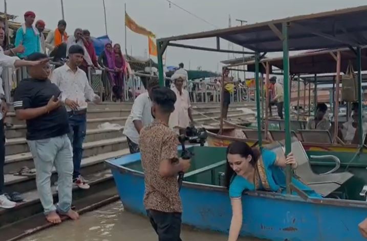 Seema Haider: सीमा हैदर-सचिन की प्रेम कहानी पर बन रही फिल्म की शूटिंग शुरू, 'कराची टू नोएडा' का आया फर्स्ट लुक