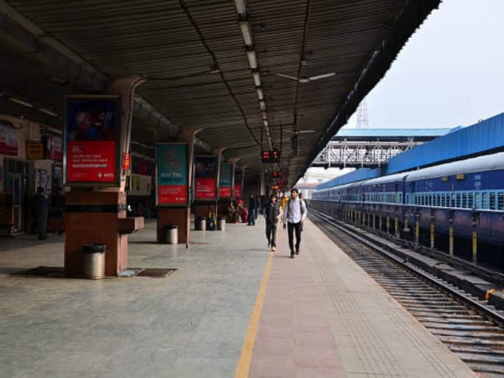 Indian Railways: भारत का एक ऐसा रेलवे स्टेशन जहां जाने के लिए लगता है वीजा और पासपोर्ट, जानिए क्यों India Railways Railway station in India where to go need visa and passport know reason Indian Railways: भारत का एक ऐसा रेलवे स्टेशन जहां जाने के लिए लगता है वीजा और पासपोर्ट, जानिए क्यों