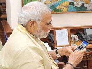 PM Modi ने सोशल मीडिया प्लेटफॉर्म्स पर बदली DP, लोगों से भी की ये अपील