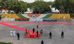 Indian Independence Day: ১৮০০ বিশেষ অতিথি থেকে 'সেলফি কনটেস্ট'! দীর্ঘ তালিকা উদযাপনের জন্য