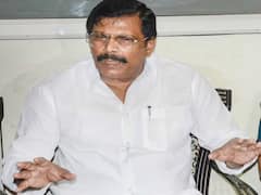 बक्सर में राजनीतिक दलों पर खूब गरजे आनंद मोहन, कहा- 'हर क्षत्रिय को बाहुबली होना जरूरी, ताकि...'