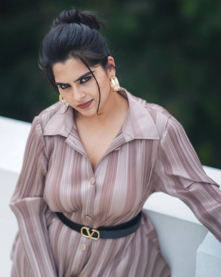 హీరోయిన్ గా నటించిన మొదటి సినిమాని మంచి విజయం అందుకుంది. ఇక ఆ తర్వాత నటించిన 'బలగం' ఎంత పెద్ద బ్లాక్ బస్టర్ అయిందో తెలిసిందే.