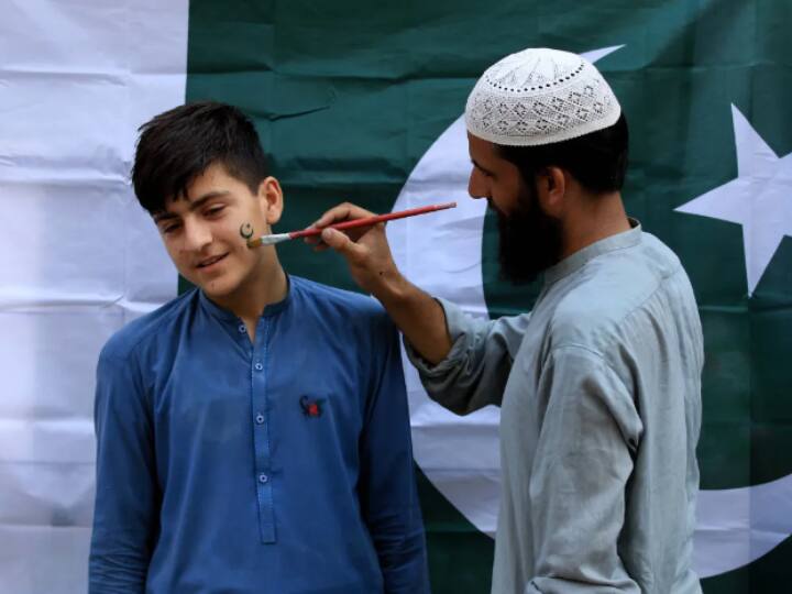 Pakistan Independence Day: अगस्त का महीना भारत और पाकिस्तान के लिए बेहद खास है. दोनों देशों को इस महीने अंग्रेजी हुकूमत से आजाद हुए 76 साल पूरे हो रहे हैं