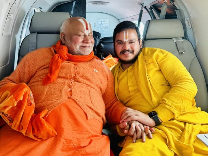 Jagadguru Rambhadracharya: अयोध्या में आयोजित होगा जगद्गुरु रामभद्राचार्य के जन्म का अमृत महोत्सव, PM मोदी भी होंगे शामिल Jagadguru Rambhadracharya birth Amrit Mahotsav will organized in Ayodhya PM Narendra Modi will also participate Ram Mandir Inauguration ANN Jagadguru Rambhadracharya: अयोध्या में आयोजित होगा जगद्गुरु रामभद्राचार्य के जन्म का अमृत महोत्सव, PM मोदी भी होंगे शामिल