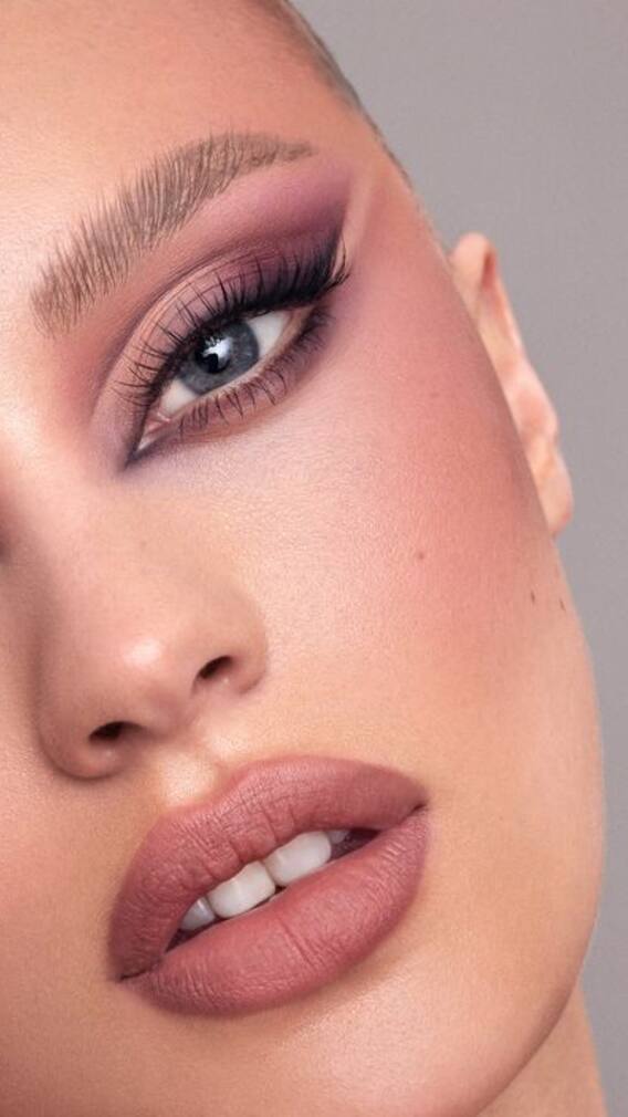 মাসকারা লাগবে না ! এমনিই আইল্যাশ হবে ঘন-কালো