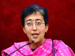 दिल्ली सरकार में CM अरविंद केजरीवाल के बाद अब आतिशी नंबर दो, सबसे ज्यादा 14 विभागों का है जिम्मा