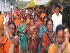 Shravan 2023 : अधिक मास निमित्त पवित्र स्नानाचा आनंद, कौडण्यपुरात भाविकांची मोठी गर्दी