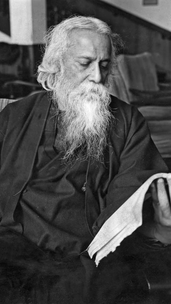 રવીન્દ્રનાથ ટાગોર વિશ્વના એકમાત્ર એવા કવિ જેમણે બે દેશોના રાષ્ટ્રગીત લખ્યા