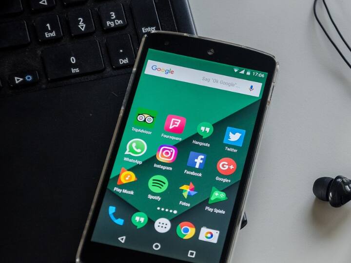 WhatsApp ने यूजर एक्सपीरियंस को बदलने के लिए इस साल लॉन्च किए ये 7 फीचर WhatsApp New features that are launched so far in 2023 chat lock screen share edit message and much more WhatsApp ने यूजर एक्सपीरियंस को बदलने के लिए इस साल लॉन्च किए ये 7 फीचर