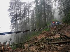 बारिश-भूस्खलन से 41 लोगों की मौत, कालका-शिमला रेलवे ट्रैक बहा, अगले 24 घंटे के लिए रेड अलर्ट जारी