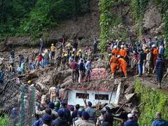 हिमाचल में कुदरत का कहर! 24 घंटे में 50 लोगों की गई जान, स्वतंत्रता दिवस के सांस्कृतिक कार्यक्रम रद्द