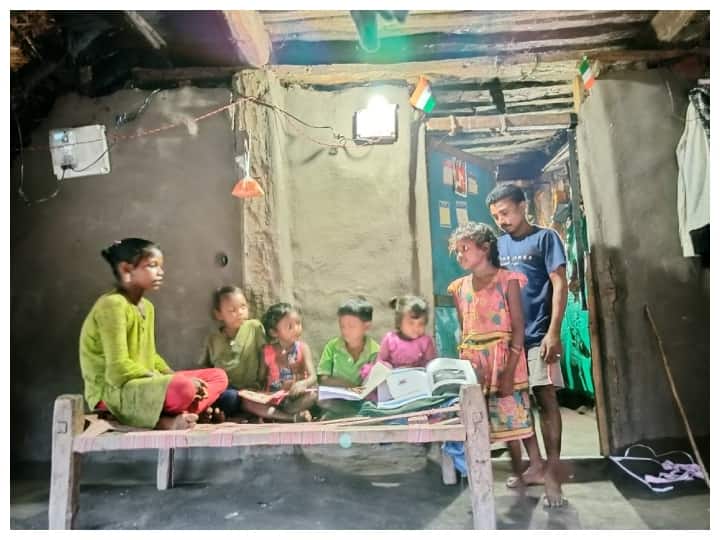 after independence electricity reached this village of Naxalgarh, the whole village will be illuminated on Independence Day ANN Chhattisgarh: आजादी के बाद पहली बार नक्सलगढ़ के इस गांव में पहुंची बिजली, स्वतंत्रता दिवस पर पूरा गांव होगा रौशन