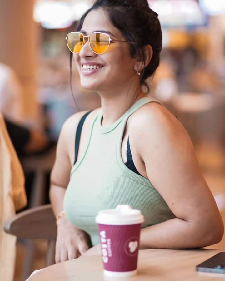 ఆర్జీవీ వెలుగులోకి తీసుకొచ్చిన ముద్దుగుమ్మ ఇనయా సుల్తాన్.Photo Credit:Doulath sulthana/Instagram