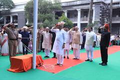 Independence Day 2023 : कोल्हापुरात उपमुख्यमंत्री अजित पवारांच्या हस्ते ध्वजारोहण; पाहा फोटो....