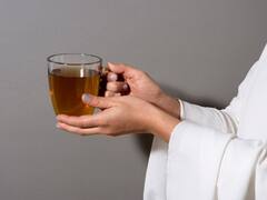 Weight Loss Drink: इस असरदार ड्रिंक को पीकर लटकती तोंद हो जाएगी अंदर