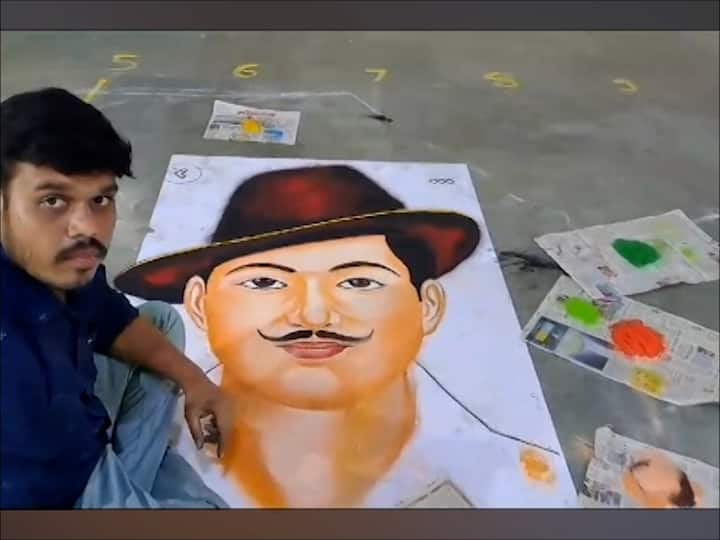 वर्ध्यातील दहा कलावंताच्या चमूनं 22 तासांमध्ये ही रांगोळी साकारली आहे.