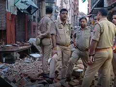 मथुरा में इमारत का छज्जा गिरने से 5 लोगों की मौत, CM योगी ने जताया दुख, मुआवजे का किया एलान