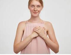 Period Symptoms and Signs: ਪੀਰੀਅਡਸ ਤੋਂ ਪਹਿਲਾਂ ਛਾਤੀ 'ਚ ਹੁੰਦਾ ਦਰਦ, ਤਾਂ ਇਸ ਬਿਮਾਰੀ ਦੇ ਹੋ ਸਕਦੇ ਲੱਛਣ, ਇਦਾਂ ਪਾਓ ਛੁਟਕਾਰਾ