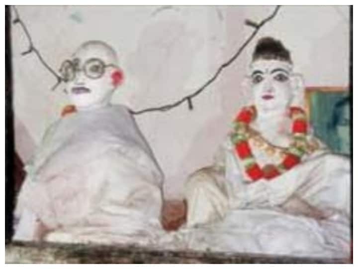 Mahatma Gandhi is being worshiped for the last 70 years in this village of Chhattisgarh, the man built a temple at home ann Chhattisgarh: छत्तीसगढ़ के इस गांव में पिछले 70 सालों से हो रही है महात्मा गांधी की पूजा, शख्स ने घर में बनाया मंदिर