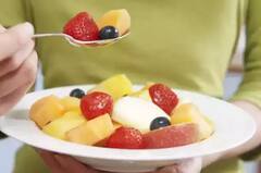 Health Tips: ‘हे’ पदार्थ खाल्ल्यानंतर चुकूनही पिऊ नका पाणी; शरीरासाठी ठरेल घातक