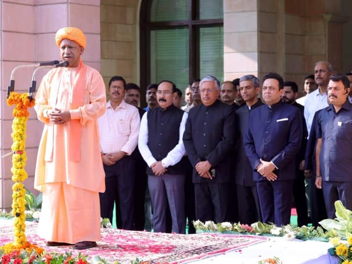CM Yogi Adityanath said in Lucknow that investment of 36 lakh crores was done in state on Independence Day ANN Independence Day 2023: स्वतंत्रता दिवस के मौके पर लखनऊ में सीएम योगी बोले- '6 सालों में दोगुनी हुई जीडीपी'