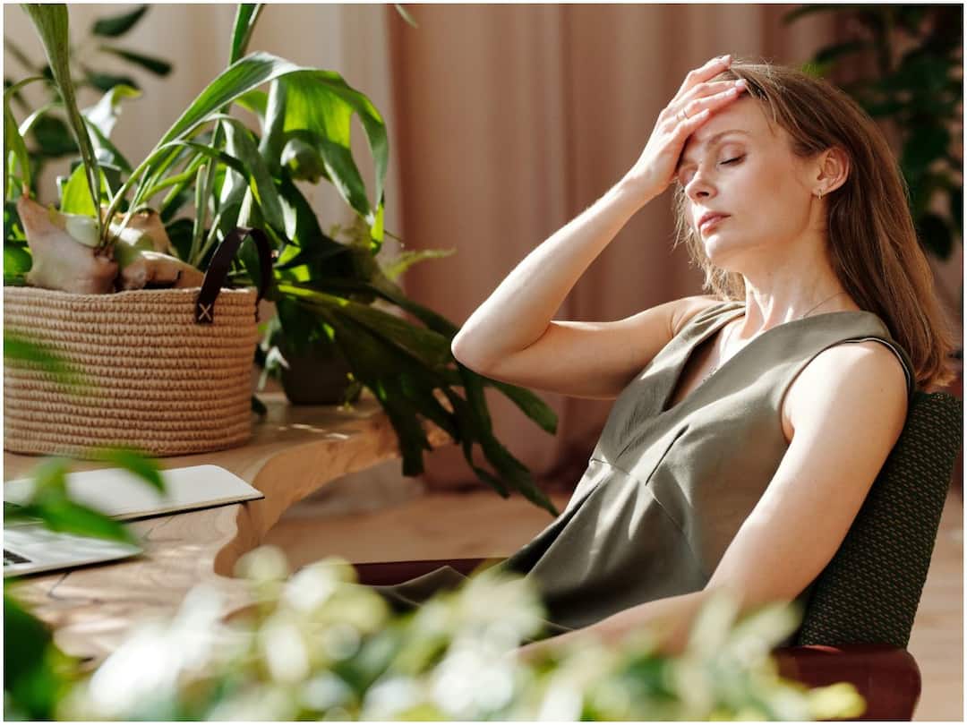 All You Need To Know Viral Fever Causes And Symptoms Viral Fever: దేశంలో పెరుగుతున్న వైరల్ ఫీవర్ కేసులు - ఈ లక్షణాలు కనిపిస్తే జాగ్రత్త