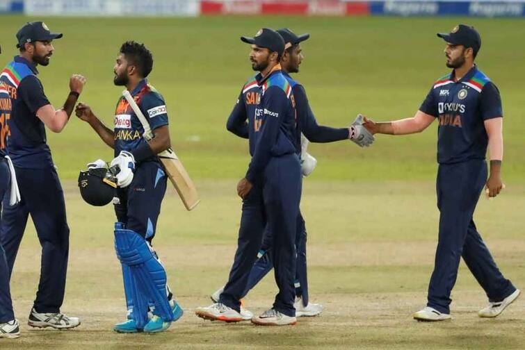 Srilanka Cricket News: sri lankan 26 years old star spinner wanindu hasaranga want to retire from test cricket Cricket: એશિયા કપ પહેલા ટીમને ઝટકો, સ્ટાર ઓલરાઉન્ડરે સન્યાસ લેવાની વાત કહેતા ટીમમાં મચ્યો ખળભળાટ