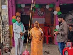 अन्नापूर्णा फूड योजना का वृध्द महिला ने ध्वजारोहण कर की शुरुआत, राशन में मिलेंगी ये चीजें