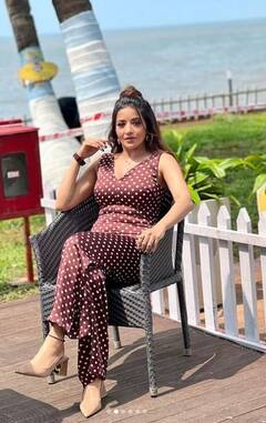 Monalisa: ਮੋਨਾਲੀਸਾ ਨੇ ਜੰਪਸੂਟ 'ਚ ਸ਼ੇਅਰ ਕੀਤੀਆਂ ਤਸਵੀਰਾਂ, ਦਿੱਤੇ ਸ਼ਾਨਦਾਰ ਪੋਜ਼, ਵੇਖੋ ਤਸਵੀਰਾਂ