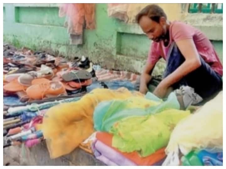 Freedom fighter's grandson is living by selling shoes on the roadside, did not get any help from the government ann Chhattisgarh News: स्वतंत्रता सेनानी का पोता सड़क किनारे बेच रहा जूता, सरकार से मदद नहीं मिलने पर निराश