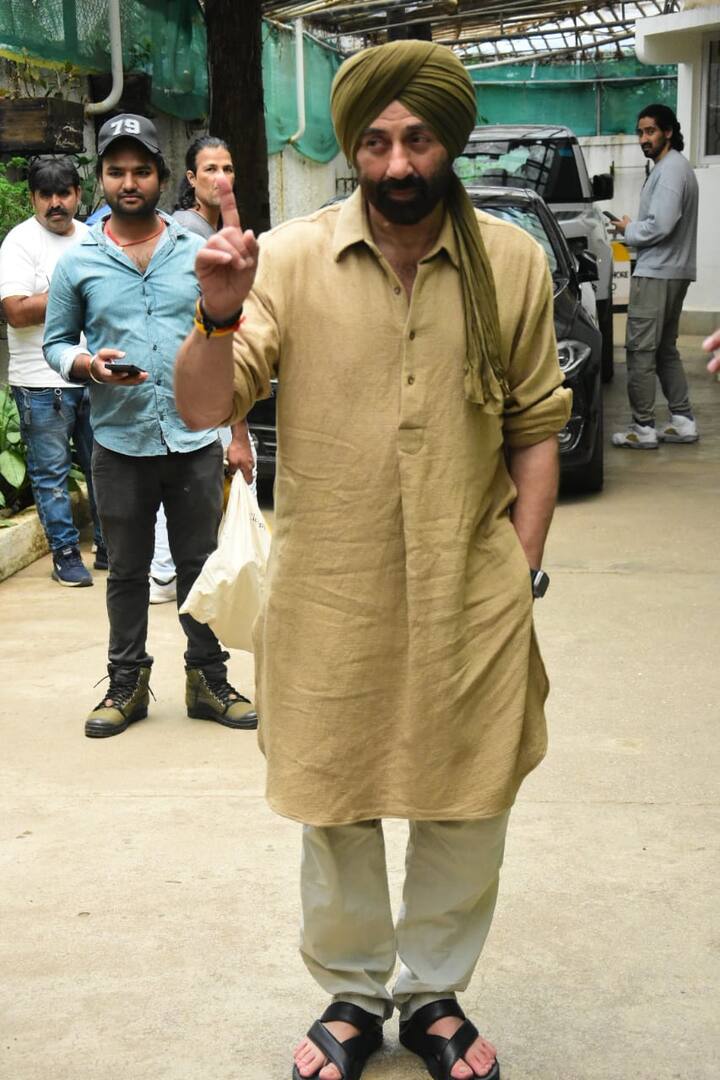 ఈ సినిమా బాక్సాఫీస్ వద్ద సంచలనాలు సృష్టిస్తుంది.