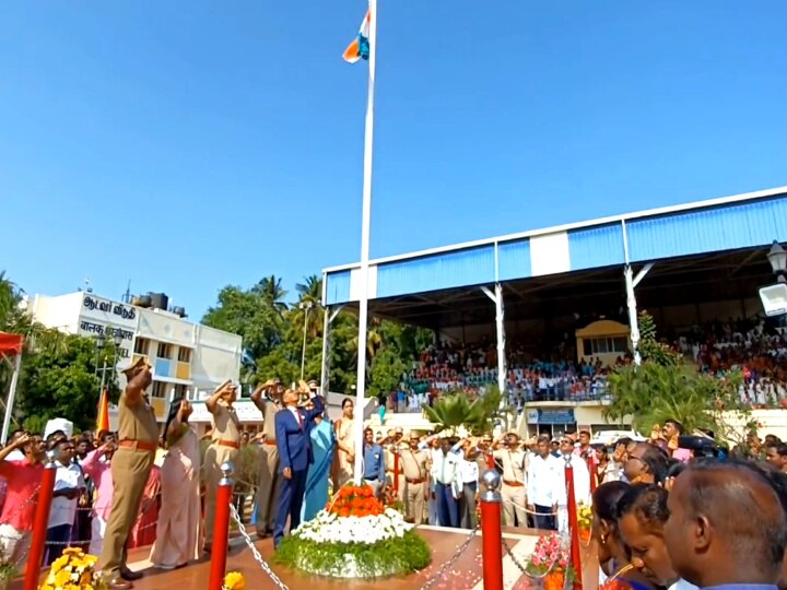 Independence Day: மயிலாடுதுறையில் உற்சாகத்துடன் மகிழ்ச்சி பொங்க தேசிய கொடியேற்றிய ஆட்சியர்