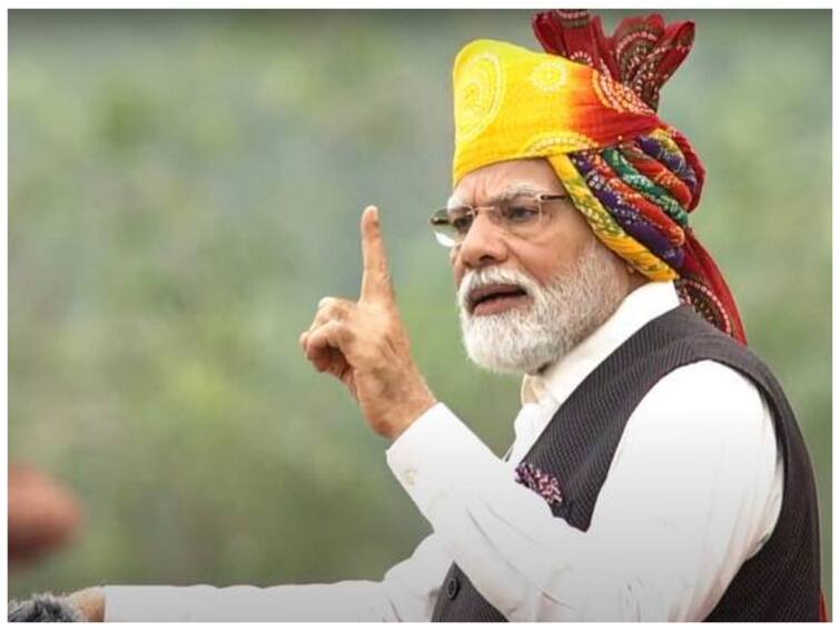 Independence day pm modi speech dynastic politics red fort Mere Pyaare Parivar Janon 'Mere Pyaare Parivar Janon': PM Modi Sharpens Attack On Dynastic Politics, Says 'Countrymen My Family'