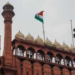 PM Modi : 'দেশের সর্বনাশ করেছে পরিবারবাদী, ভাইপোবাদী দলগুলি', নাম না করে কংগ্রেস-তৃণমূলকে খোঁচা মোদির