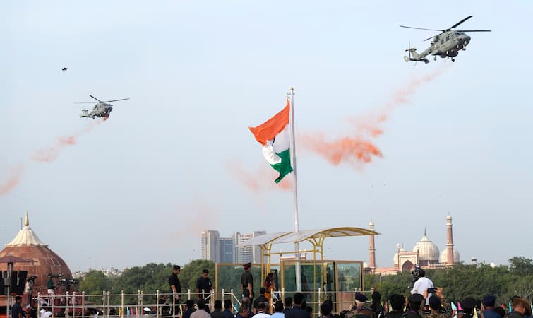 India celebrates 77th Independence Day today PM Narendra Modi will address for the tenth consecutive time from the Red Fort Independence Day 2023 : देशाचा आज 77वा स्वातंत्र्यदिन, पंतप्रधान मोदी लाल किल्ल्यावरुन सलग दहाव्यांदा संबोधित करणार