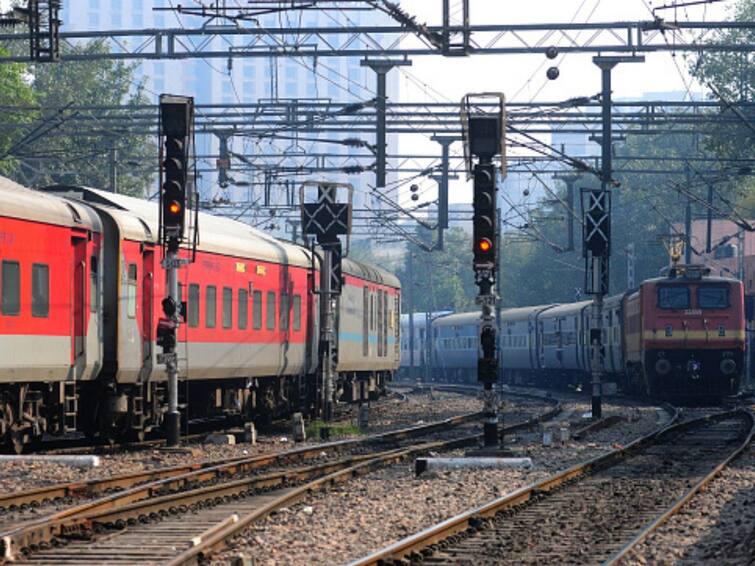 Cabinet Approves 7 Railways Projects Worth Rs 32,500 Crore To Add 2,339 Km Rail Network Cabinet Approves 7 Railway Projects Worth Rs 32,500 Crore; To Add 2,339 Km Rail Network