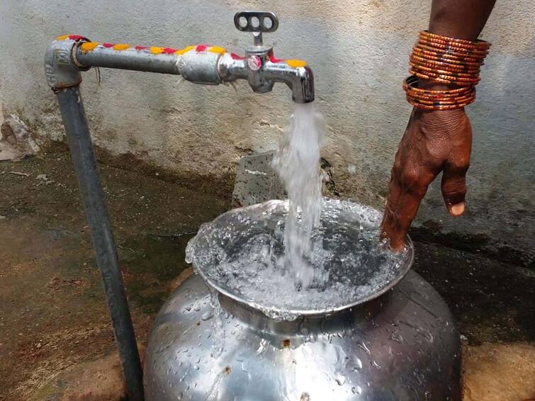 Hyderabad to face 30-hour drinking water supply disruption Water Supply In Hyderabad: హైదరాబాద్‌ ప్రజలకు అలెర్ట్, పలు ఏరియాలలో 30 గంటలపాటు తాగునీటి సరఫరా బంద్