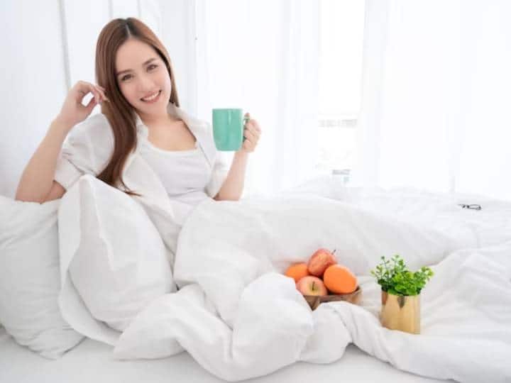 Drinking tea on an empty stomach which is essentially a bed tea can disrupt metabolic system बेड टी पीने की है लत तो आज से ही छोड़ दें, यह घातक बीमारी बना लेगी अपना शिकार