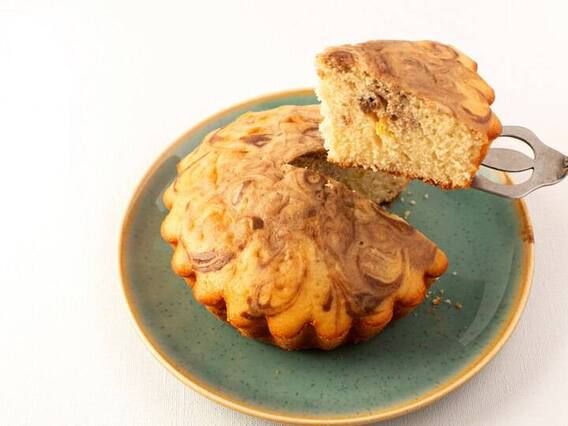 Parsi Mawa Cake: घर पर बनाएं मावा केक, पारसियों की फेमस मिठाई Parsi Mawa Cake: घर पर बनाएं मावा केक, पारसियों की फेमस मिठाई