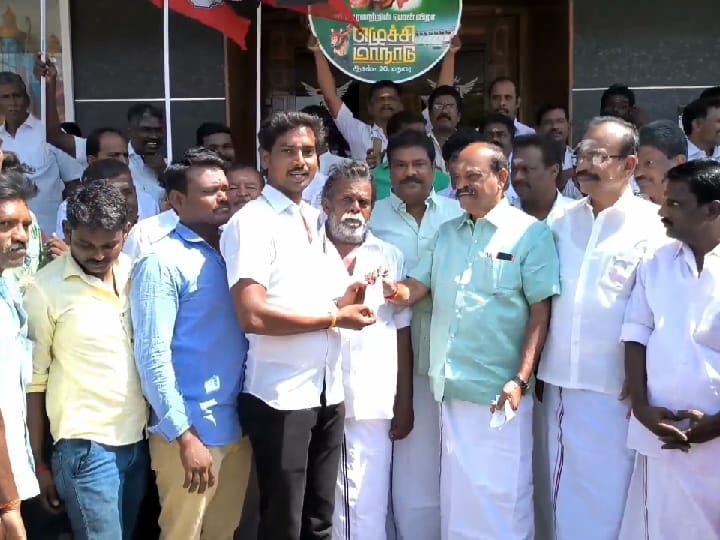 ‘ஜெயிலர்’  டிக்கெட் இலவசம்... மதுரை மாநாட்டிற்கு ரஜினி ரசிகர்களை அழைத்த கடம்பூர் ராஜூ