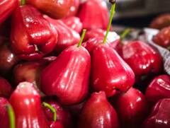 Health: ਕਬਜ਼ ਦੀ ਸਮੱਸਿਆ ਤੋਂ ਹੋ ਪਰੇਸ਼ਾਨ, ਤਾਂ ਖਾਓ ਇਹ ਫਲ, ਬਿਮਾਰੀ ਹੋ ਜਾਵੇਗੀ ਦੂਰ