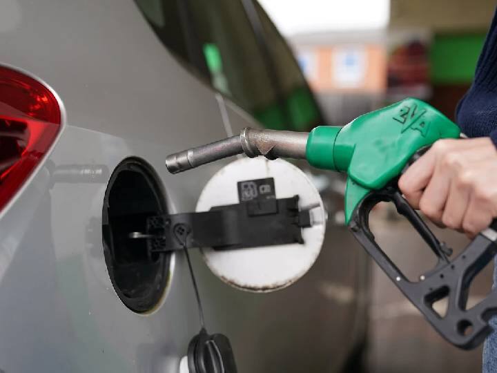 petrol and diesel price chennai on 16th august 2023 know full details Petrol, Diesel Price: வாகனங்களுக்கு பெட்ரோல், டீசல் போட போறீங்களா? .. இன்றைய விலை நிலவரம் தெரிஞ்சிகோங்க..!