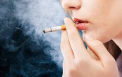 Home Remedies For Lips: ओठांचा काळेपणा घालवण्यासाठी करा 'हे' घरगुती उपाय; लवकरच दिसेल फरक