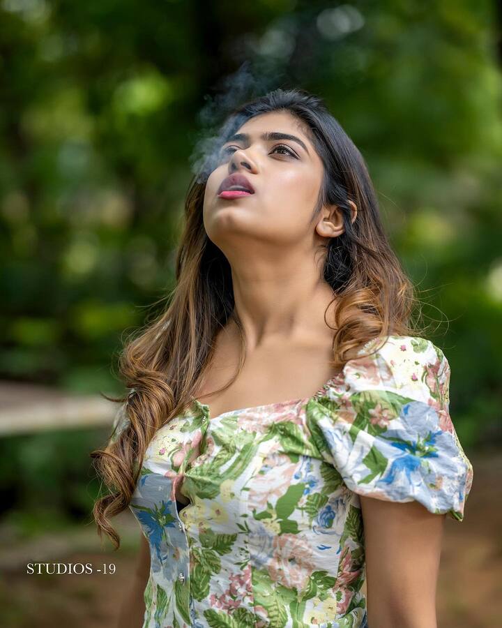 బుల్లితెర బ్యూటీ రీతూ చౌదరి గురించి ప్రేక్షకులకు పెద్దగా పరిచయం అవసరం లేదు.