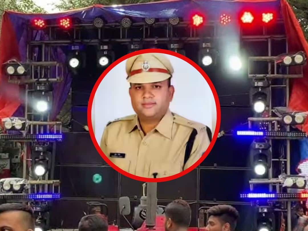 Kolhapur Police : एक दिवस तुमचा असेल, पण 364 दिवस आमचे; साऊंड सिस्टीम चालकांना कोल्हापूर एसपींचा सज्जड इशारा Kolhapur SP given clear instructions that sound system operators should follow the noise limit during Ganeshotsav. Kolhapur Police : एक दिवस तुमचा असेल, पण 364 दिवस आमचे; साऊंड सिस्टीम चालकांना कोल्हापूर एसपींचा सज्जड इशारा