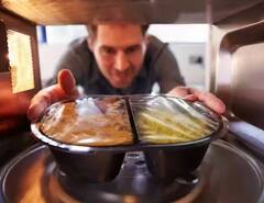 Microwave oven cooking: ਮਾਈਕ੍ਰੋਵੇਵ ਓਵਨ 'ਚ ਖਾਣਾ ਕਿਵੇਂ ਤੁਰੰਤ ਬਣ ਜਾਂਦਾ, ਜਾਣੋ ਕੀ ਹੈ ਤਕਨੀਕ