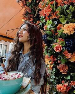 Pics: કેમેરાની સામે અવનીત કૌરે સિઝલિંગ અંદાજમાં આપ્યા સેક્સી પૉઝ, તસવીરો ઇન્ટરનેટ પર વાયરલ